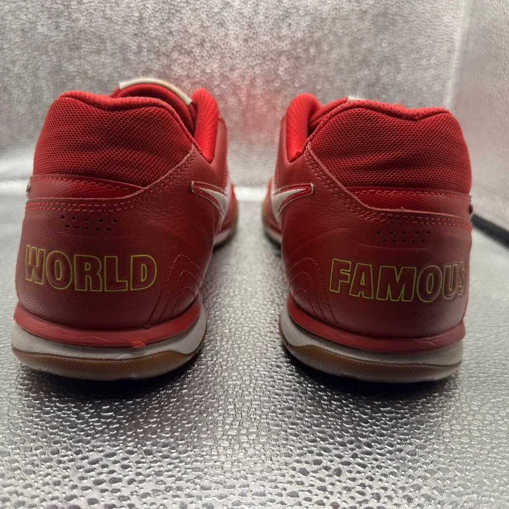Size 12 Nike SB Gato Supreme Sneakers Mens Red Good AR0821-600 World Famous